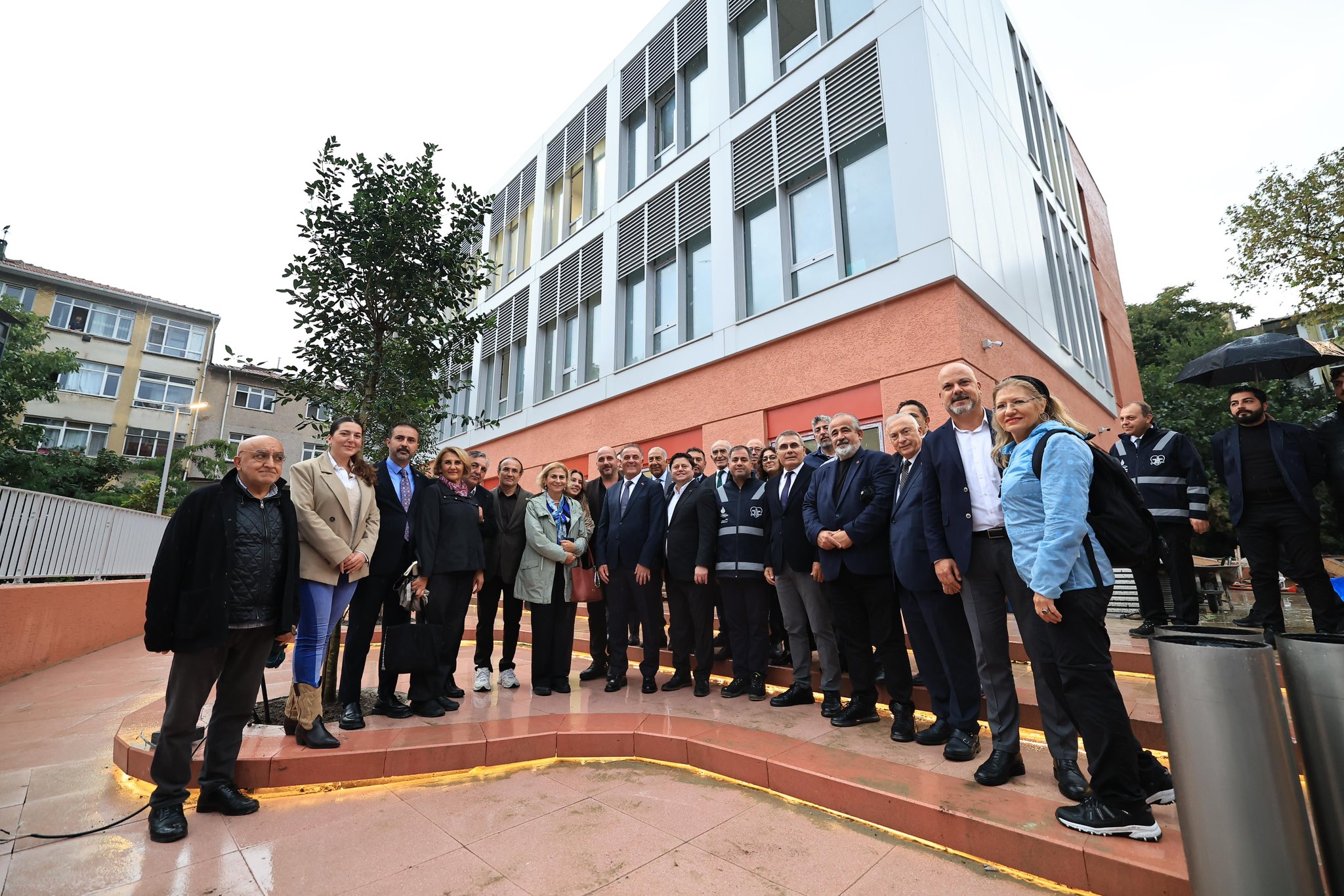 Yaş Alanlar Kulübü ve Hayvan Hastanesi açılışa hazırlanıyor